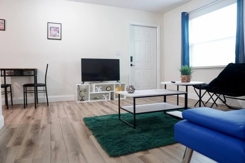 Jay'S Cozy Arts Apartment Tampa Ngoại thất bức ảnh